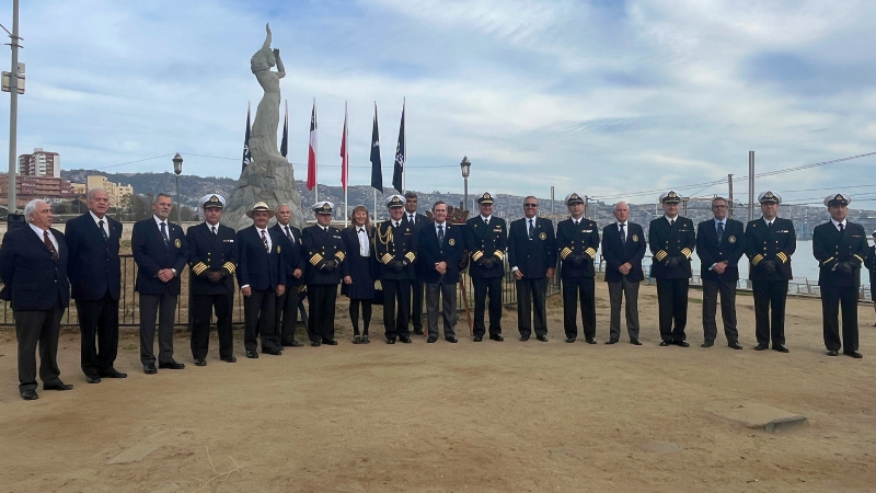 Liga Marítima de Chile y Armada conmemoraron el Día de la Familia Naval con emotiva ceremonia
