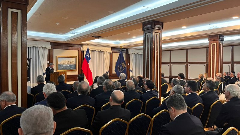 Ligamar celebra su 111° Aniversario y distingue a figuras destacadas del quehacer marítimo nacional